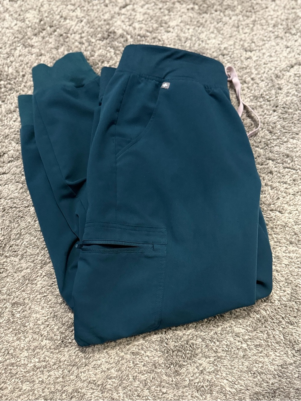 Figs scrubs